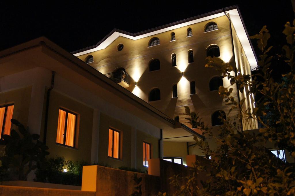 Hotel Citta Del Sole Stilo Exterior photo